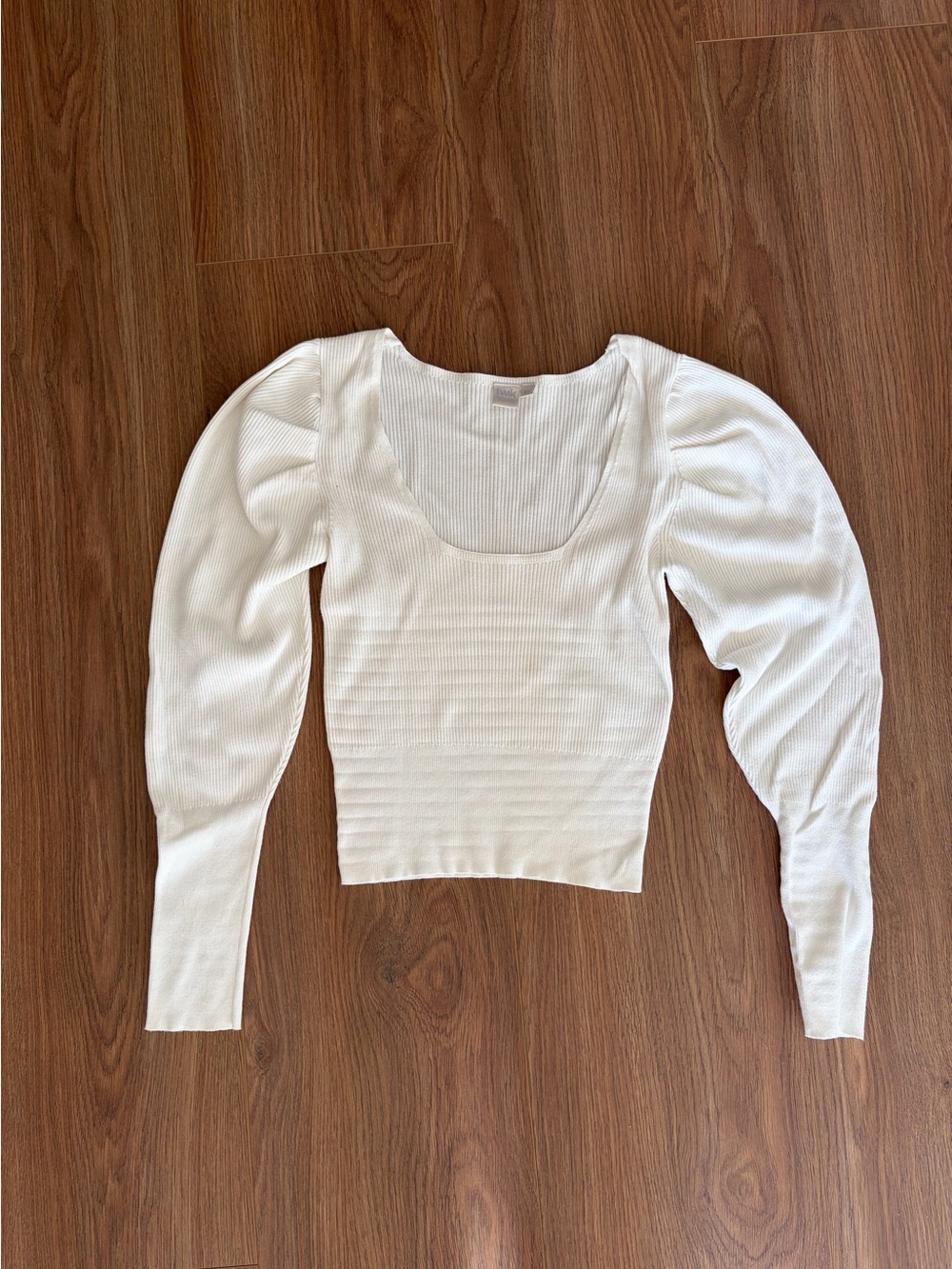 White Puff-Sleeve Ribbed Long Sleeve Top